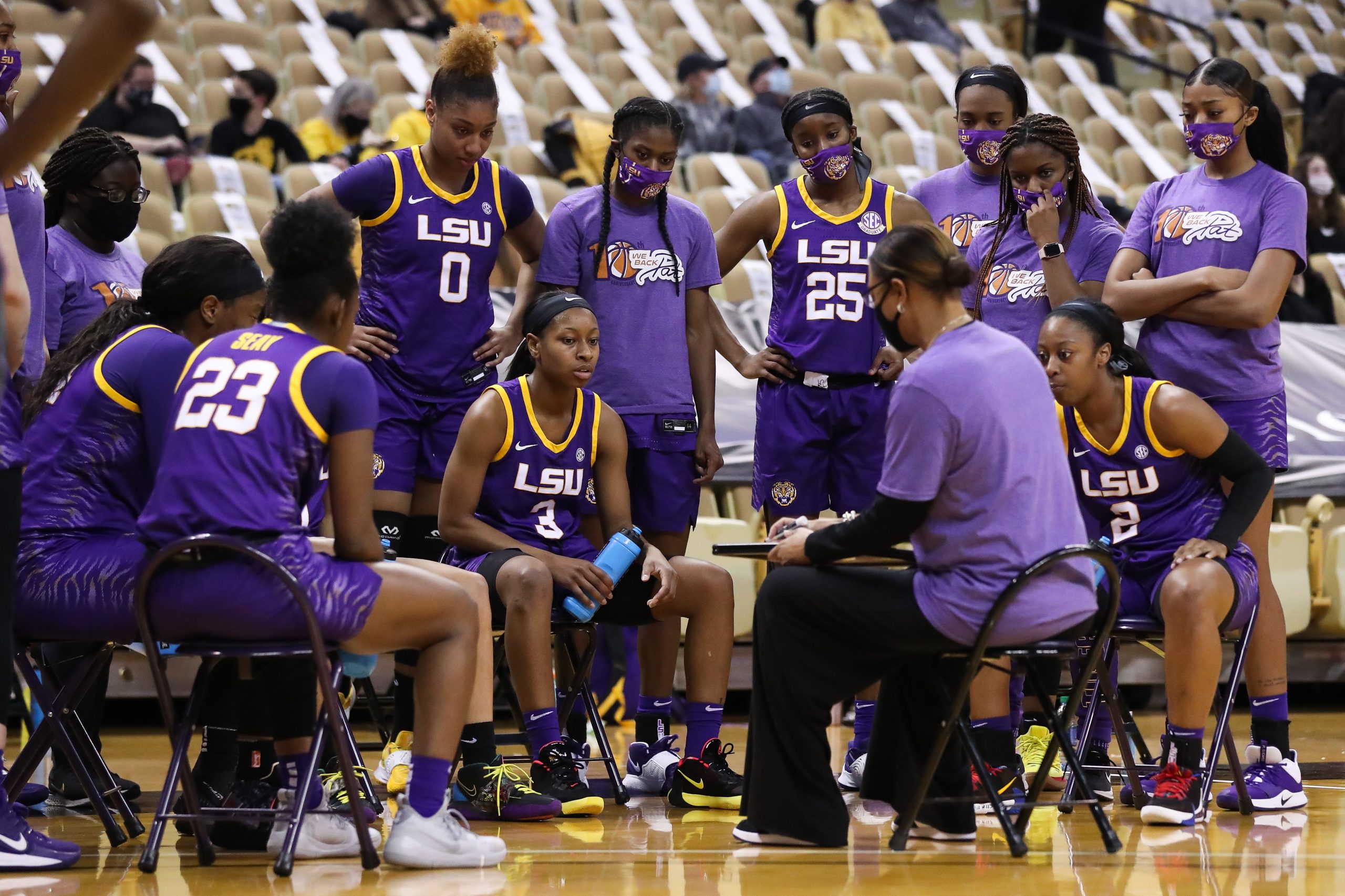 NCAA WomenÕs Basketball: Mizzou Tigers vs. LSU Tigers
