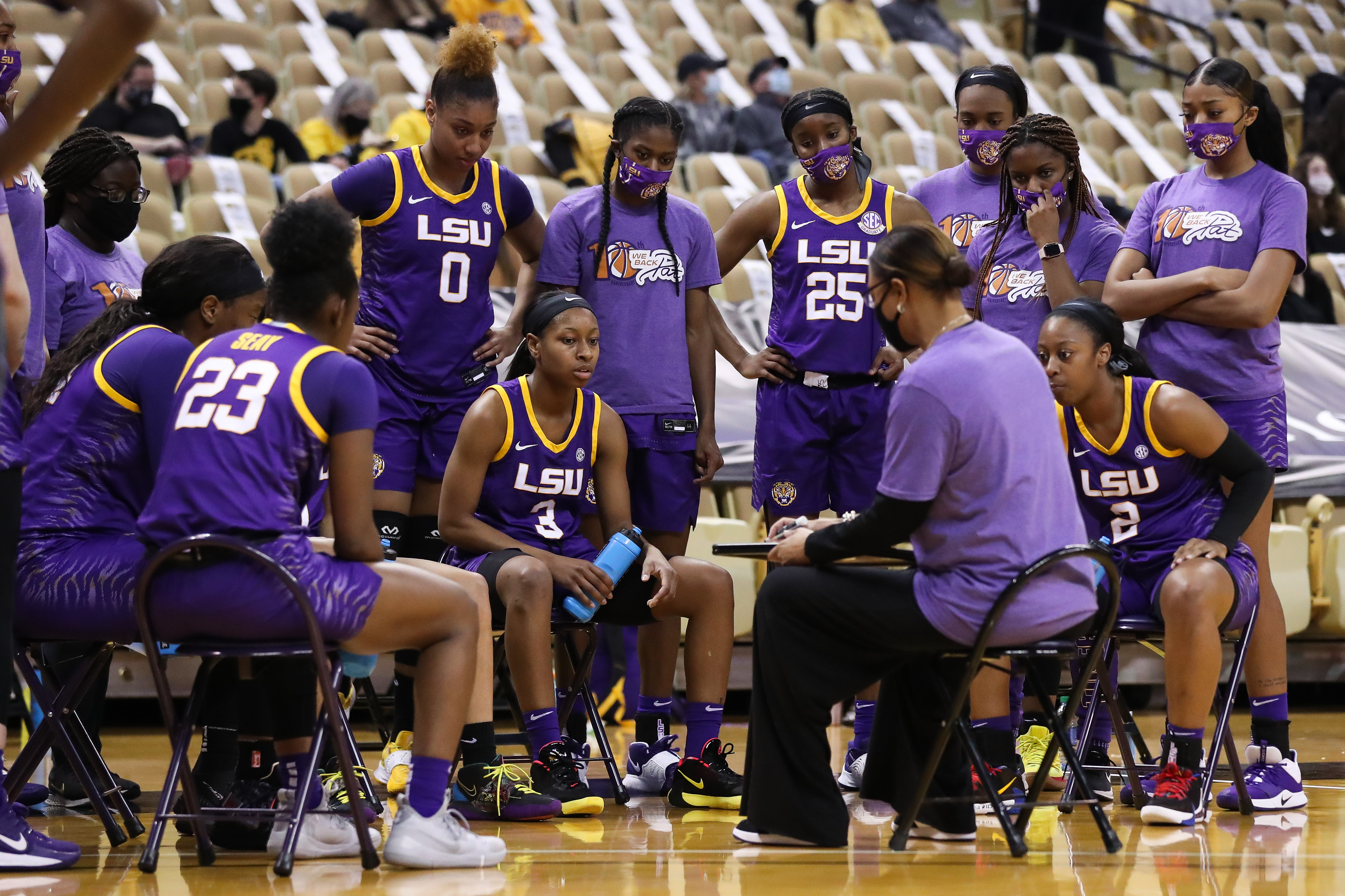 NCAA WomenÕs Basketball: Mizzou Tigers vs. LSU Tigers