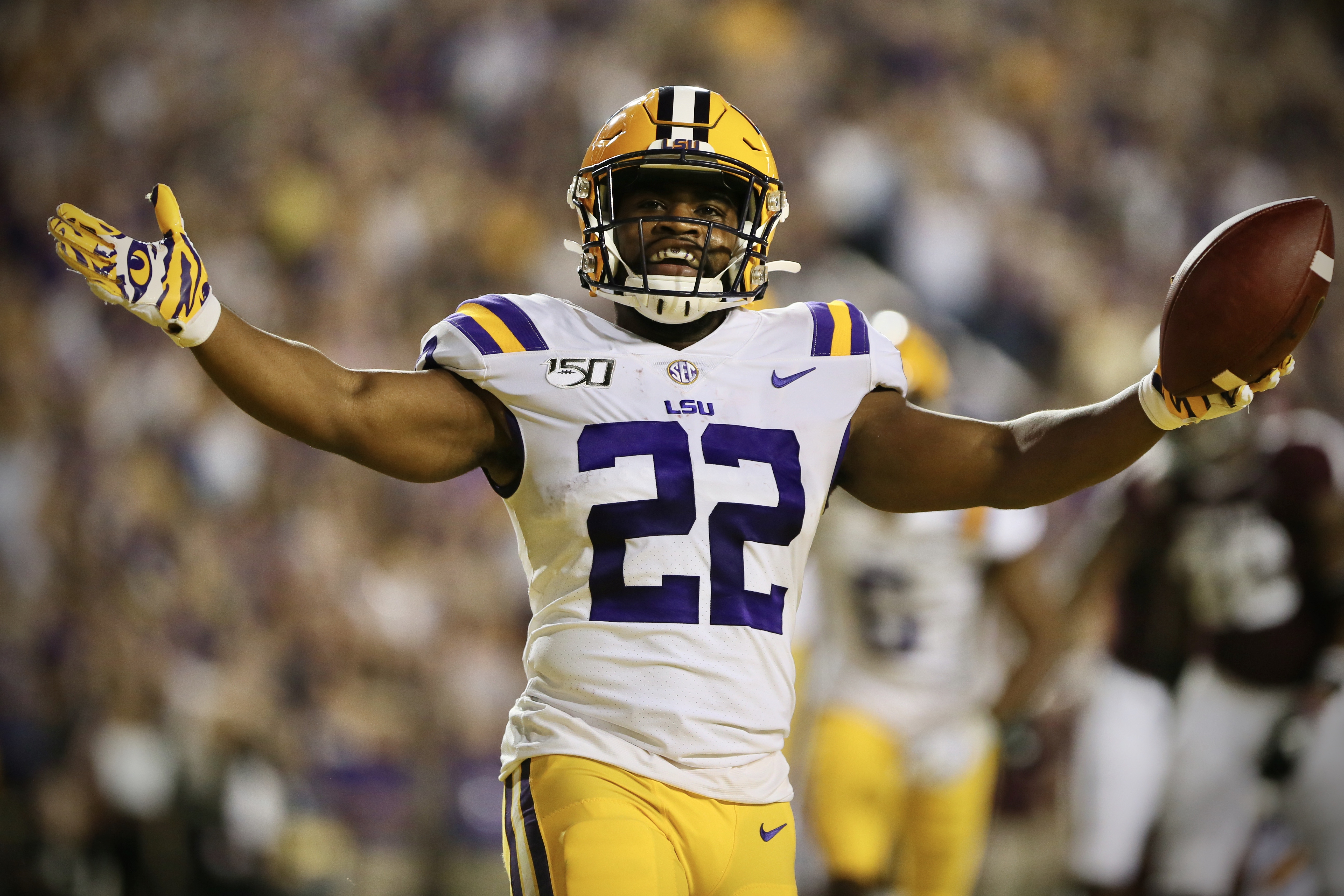 Clyde Edwards-Helaire_TAMU_JM