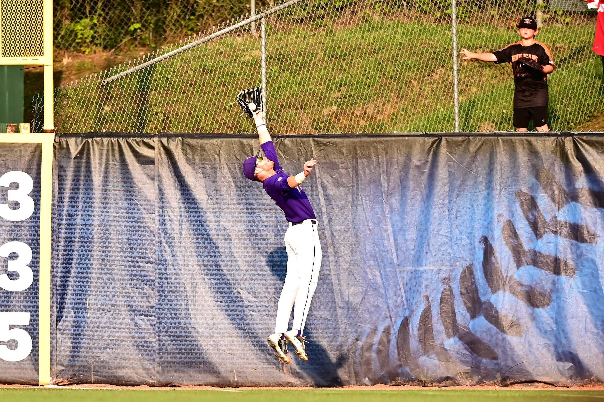 Brayden Jobert with catch vs Arkansas
