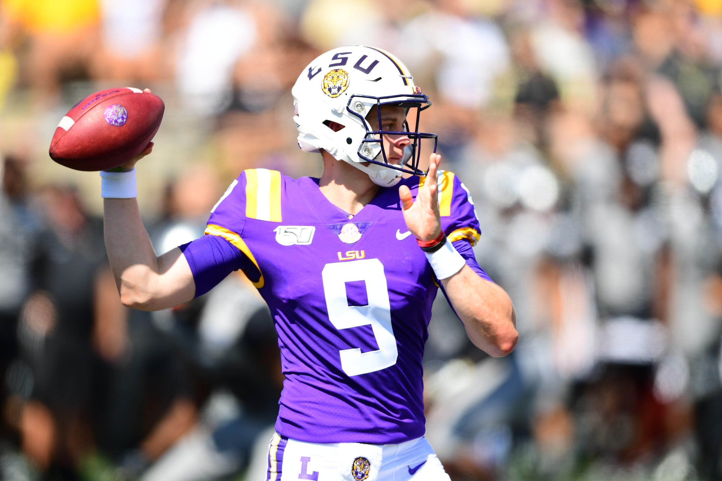 joe burrow purple jersey