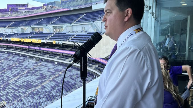 Dixon McMakin in the booth Dixon McMakin in the booth