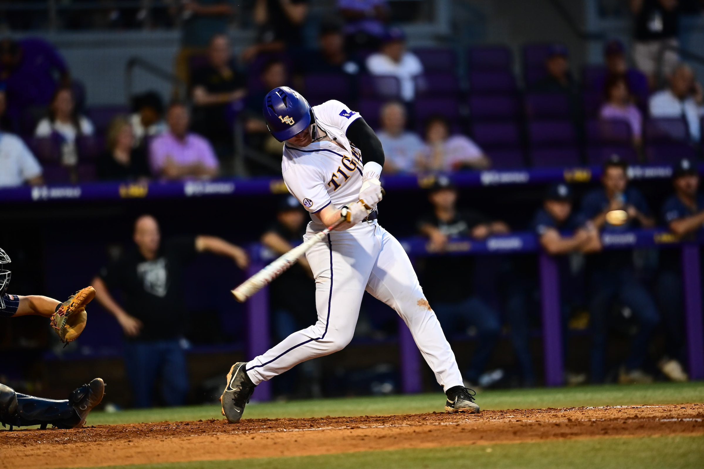 LSU baseball blasts three homers to overcome early deficit to New