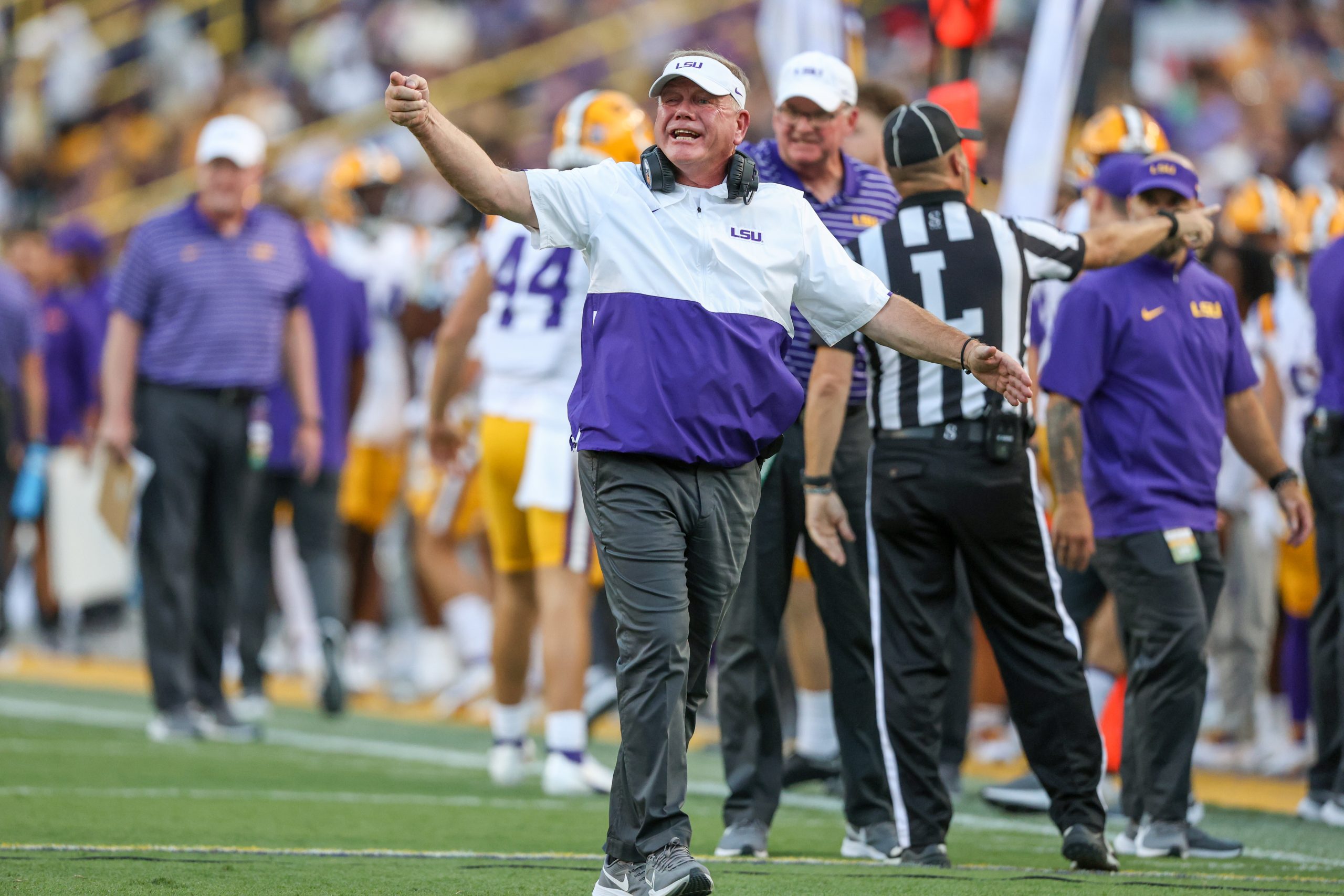 12.  Impact Of Lsu Scandal On College Football - j5i2d1x