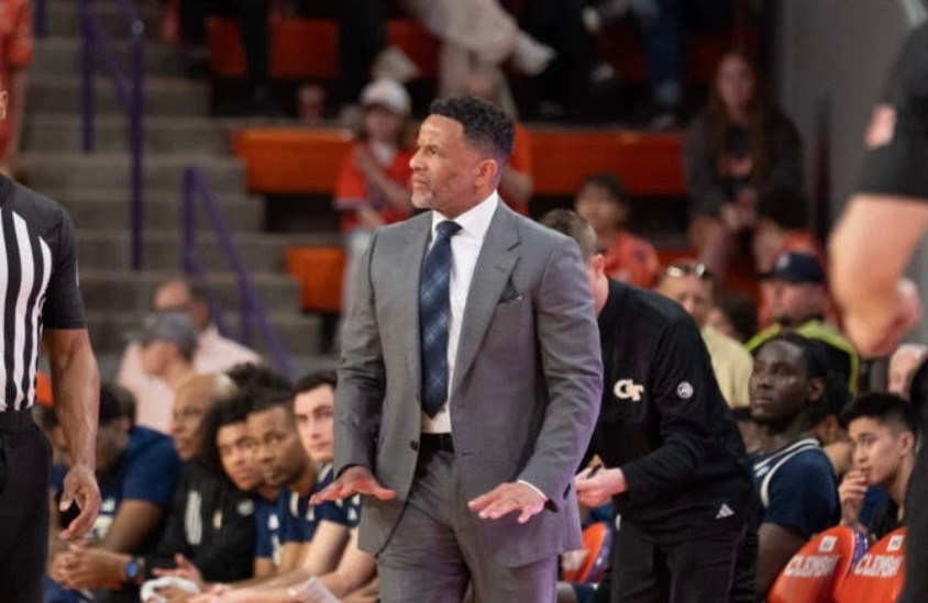 Will Wade Officially Adds 3rd Former College Head Coach To LSU Staff In Damon Stoudamire