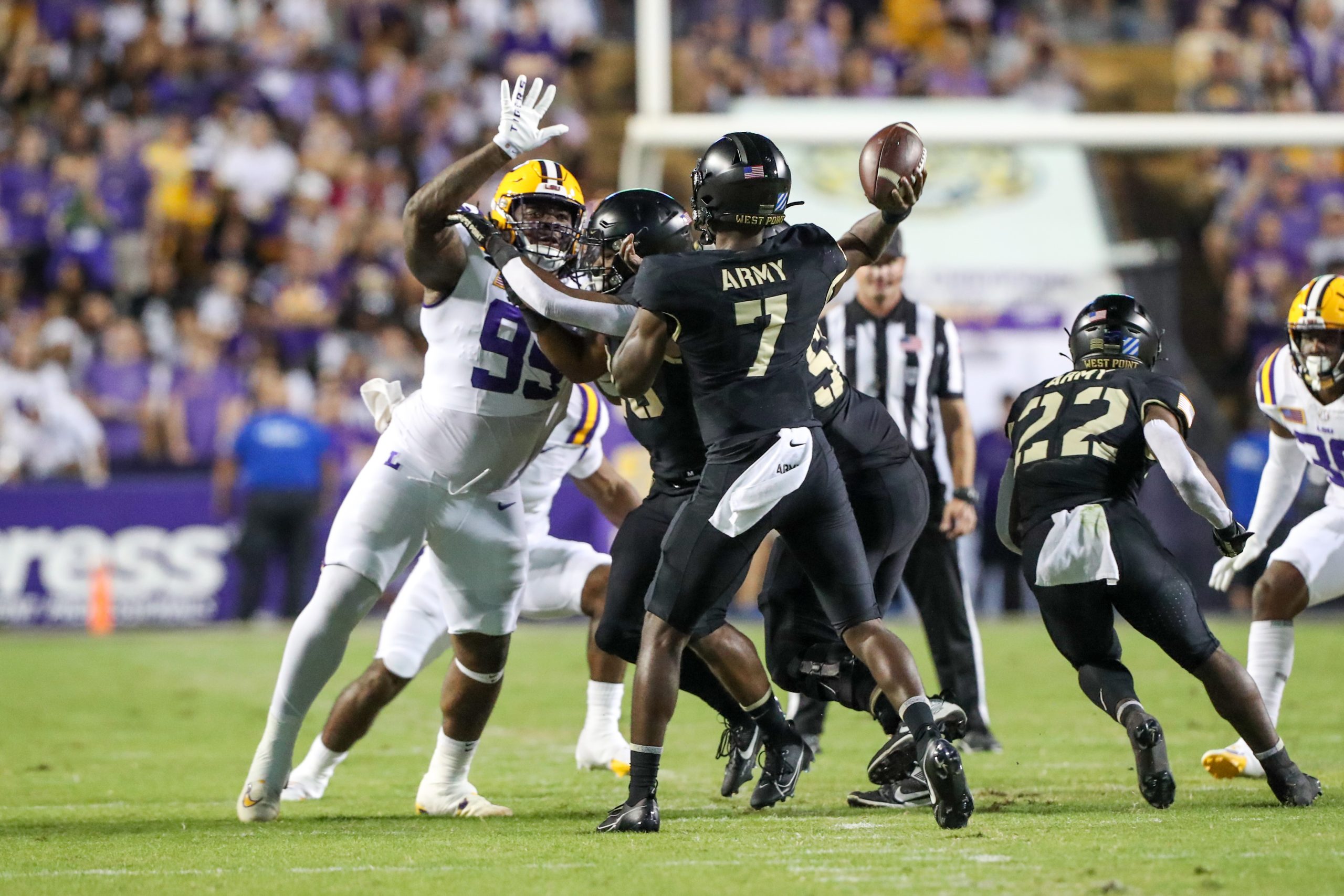 LSU defensive tackle Jordan Jefferson will play in 2024 EastWest