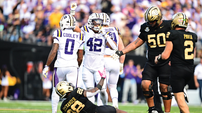 LSUFballVSVanderbilt2025_DahvonKeys_LSUAthletics