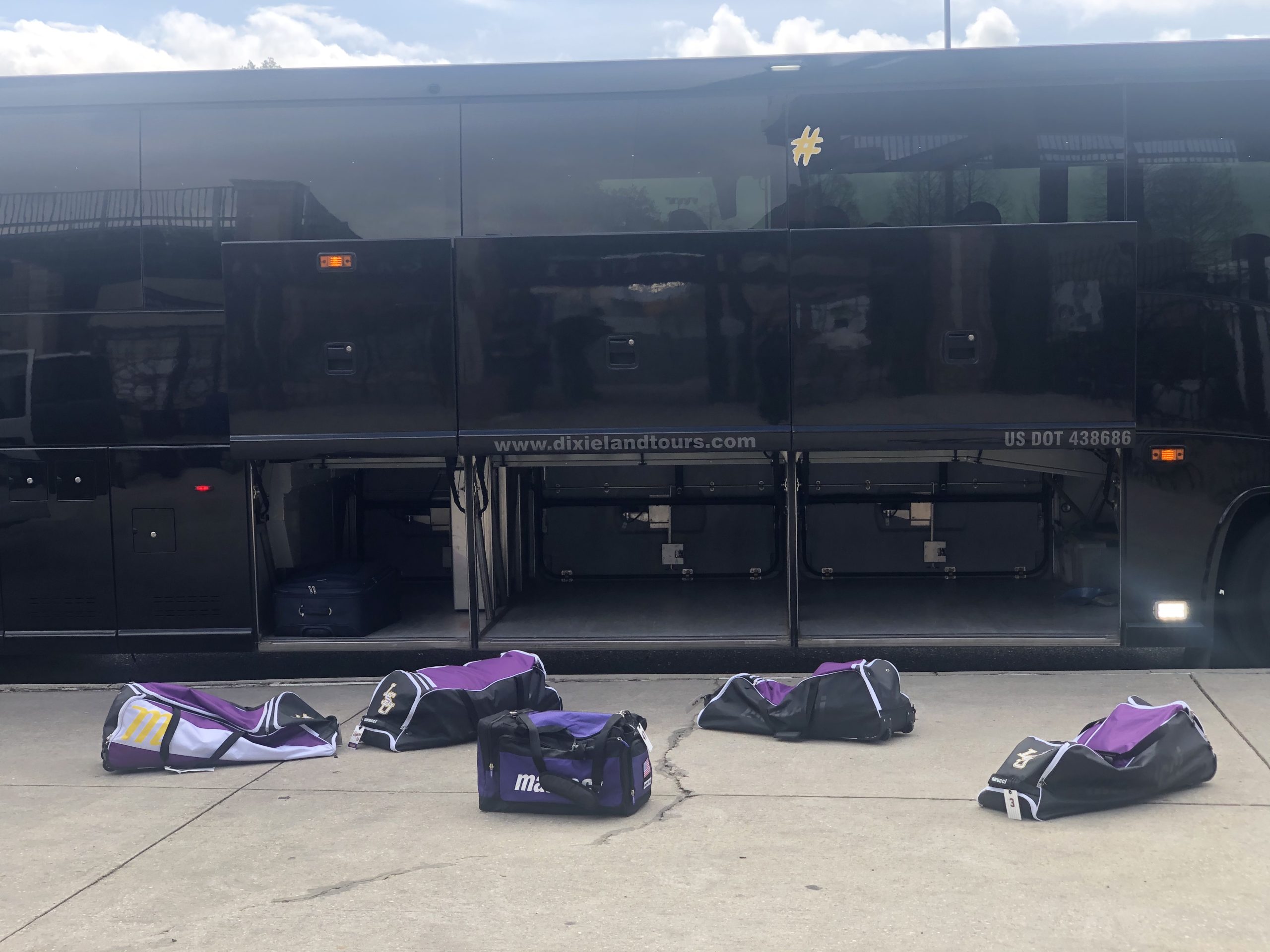 LSUbbteambus
