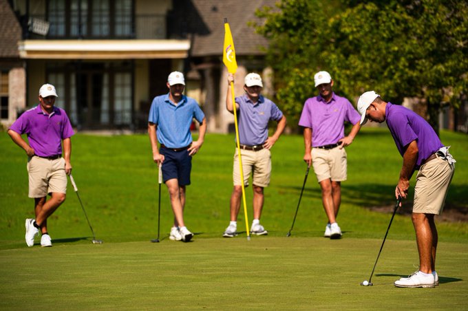 LSUmengolfgroup