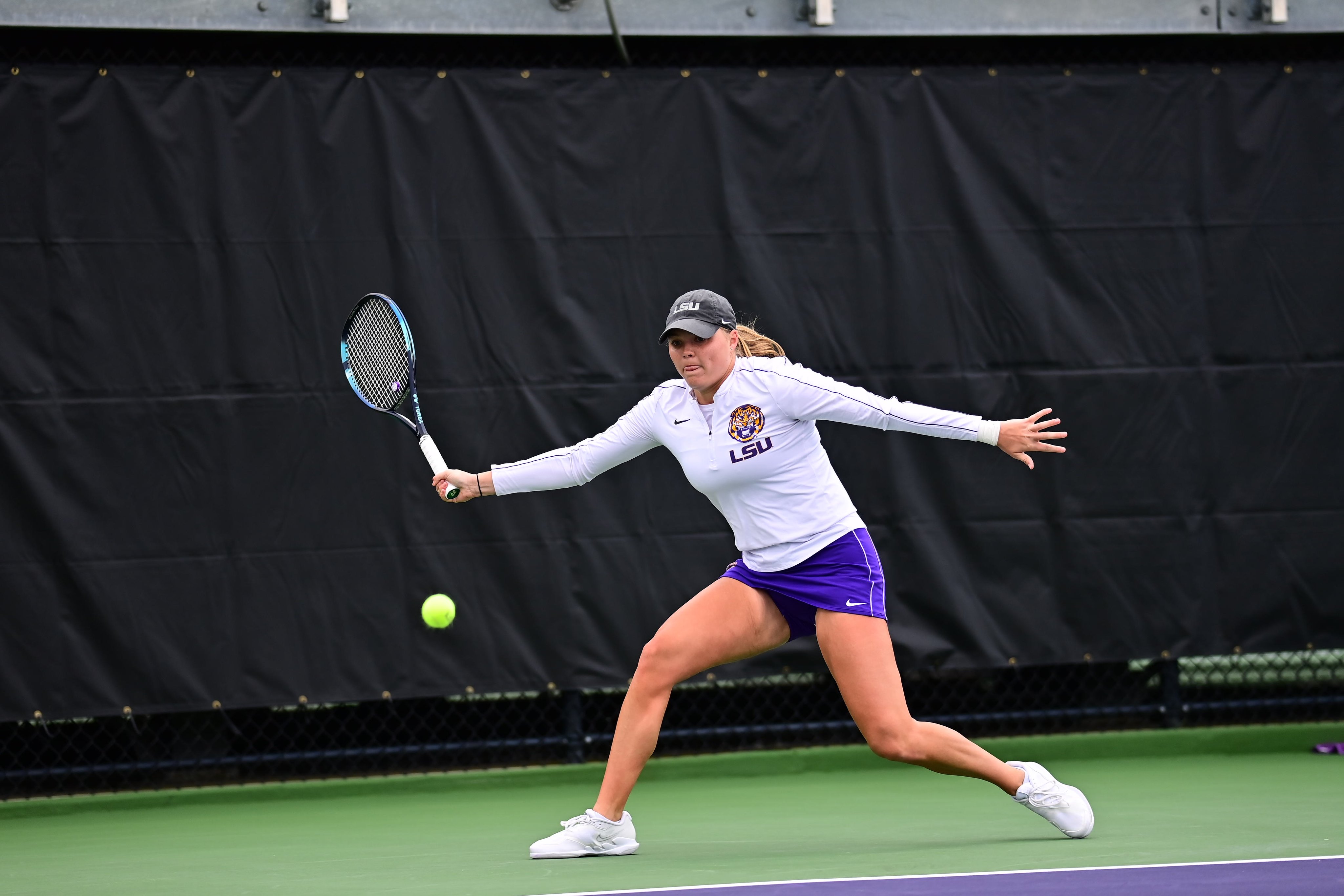 LSU's Maggie Cubitt wins vs. ULM