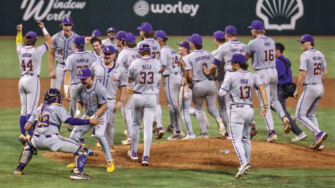 LSUvWestVirginia_060825_Celebration3_JMailhes