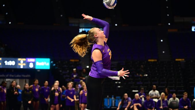 Maddie Waak vs UL-Lafayette
