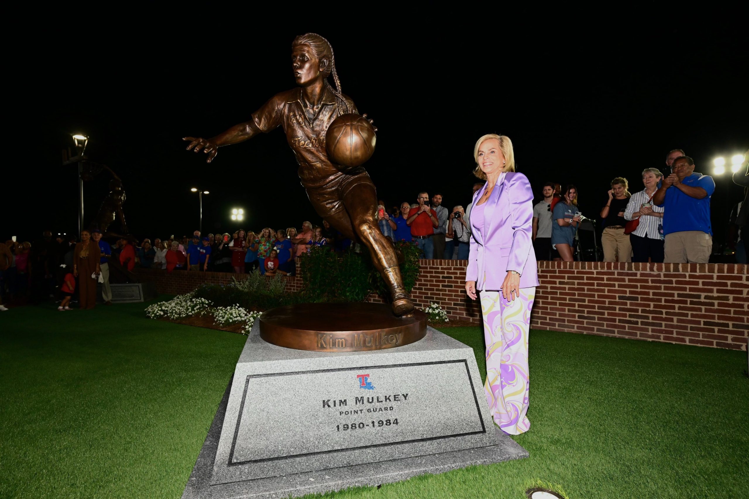 Cast in bronze LSU national championship coach Kim Mulkey honored by