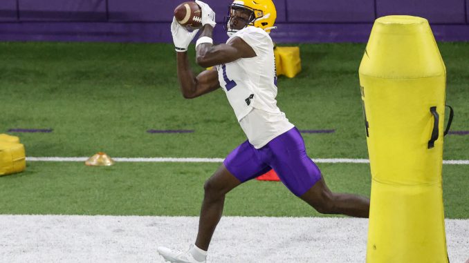 LSU running back Noah Cain