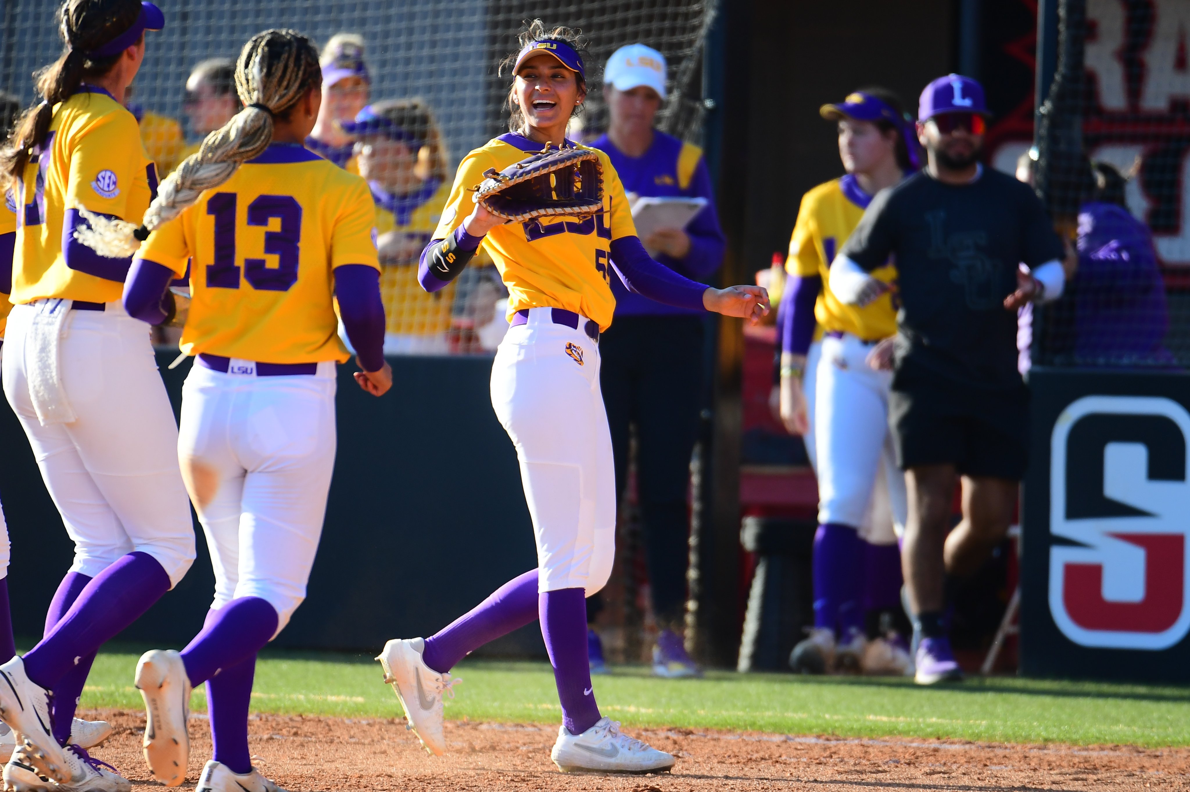 Returning the favor No. 15 LSU softball rides Kilponen’s arm