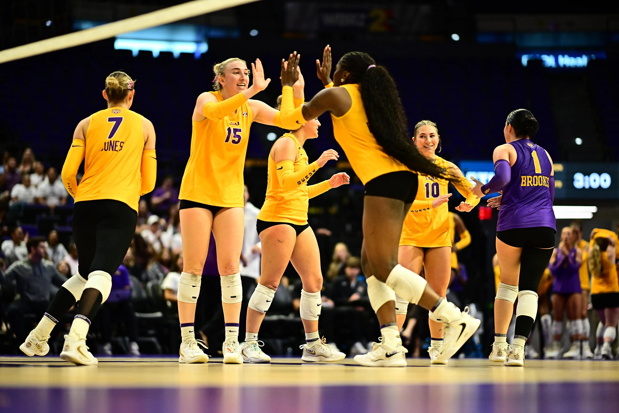 LSU Volleyball: The Tigers Edge Missouri For Another 5-Set Victory
