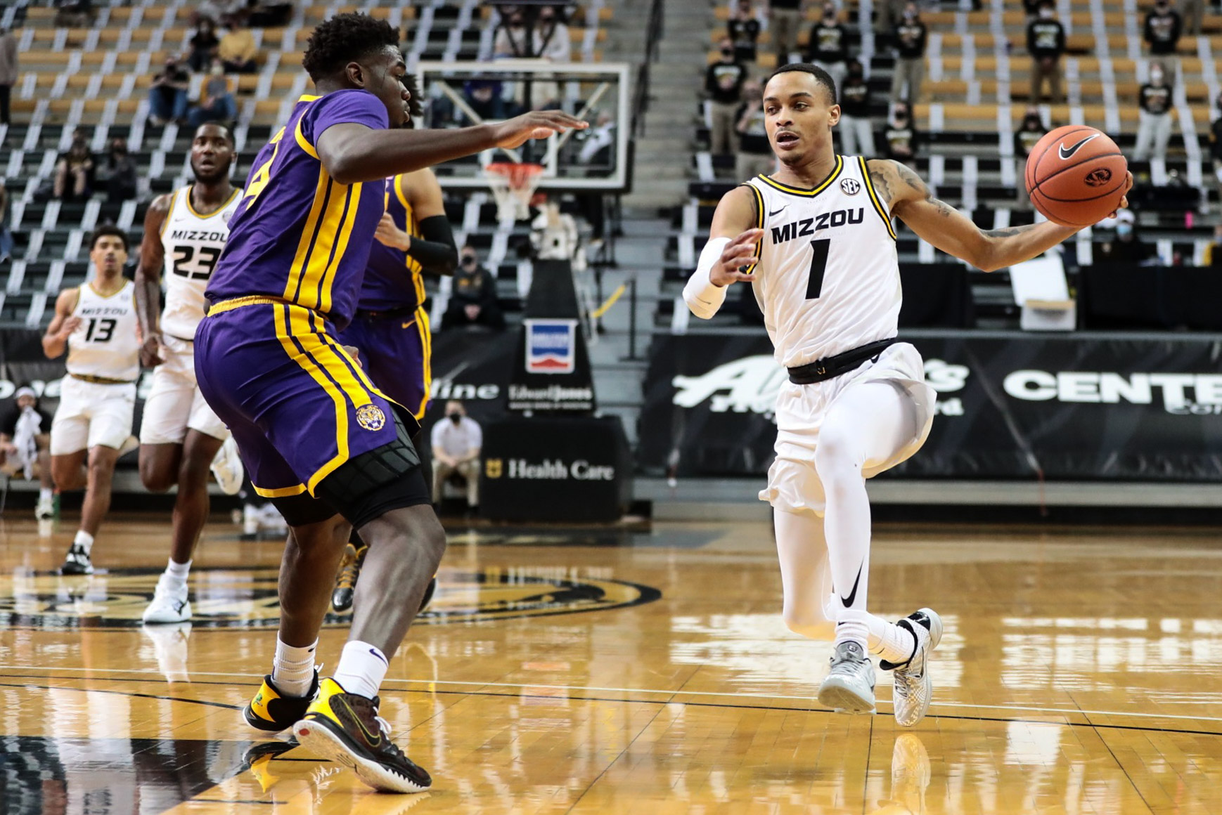NCAA MBB: Mizzou Tigers vs. LSU Tigers