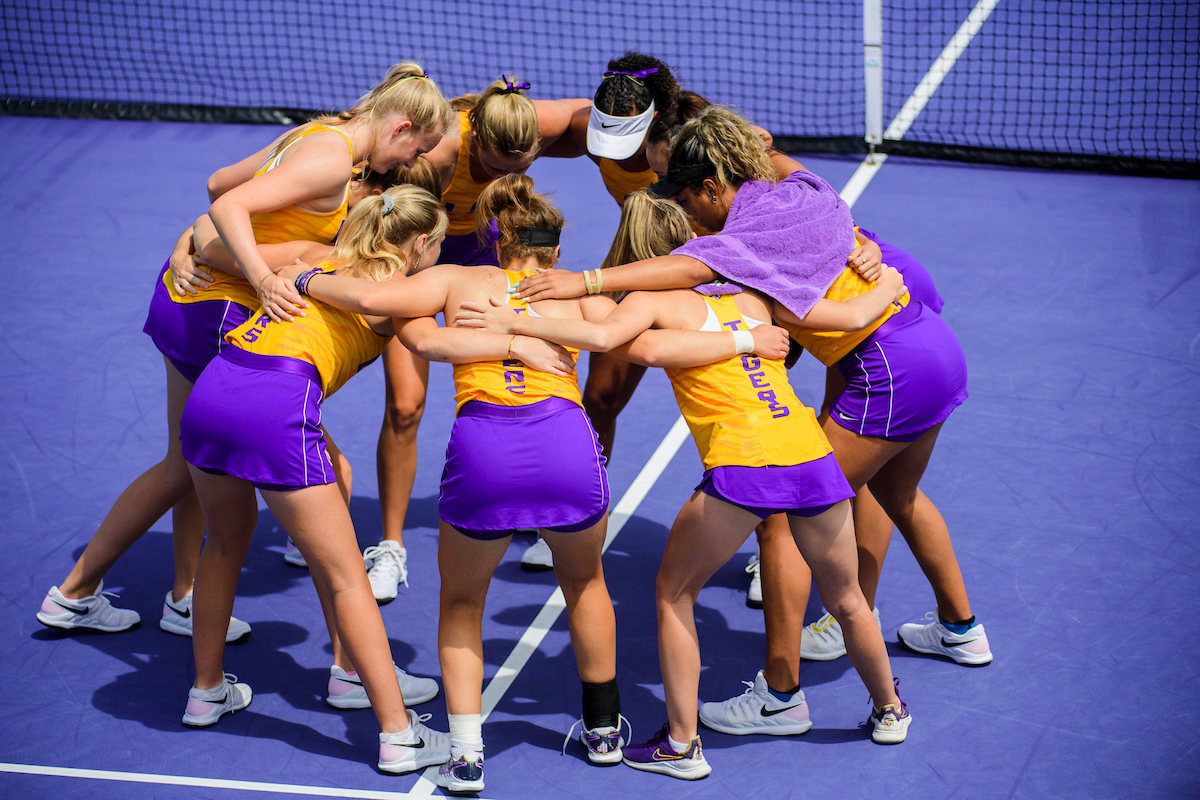 lsuwomentenhud